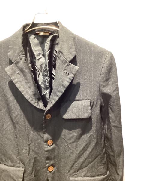 BLACK COMME des GARCONS（ブラックコムデギャルソン）BLACK COMME des GARCONS (ブラックコムデギャルソン) ポリ縮ストライプテーラードジャケット ブラック サイズ:Mの古着・服飾アイテム