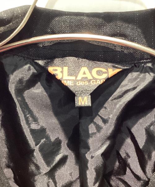 BLACK COMME des GARCONS（ブラックコムデギャルソン）BLACK COMME des GARCONS (ブラックコムデギャルソン) ポリ縮ストライプテーラードジャケット ブラック サイズ:Mの古着・服飾アイテム