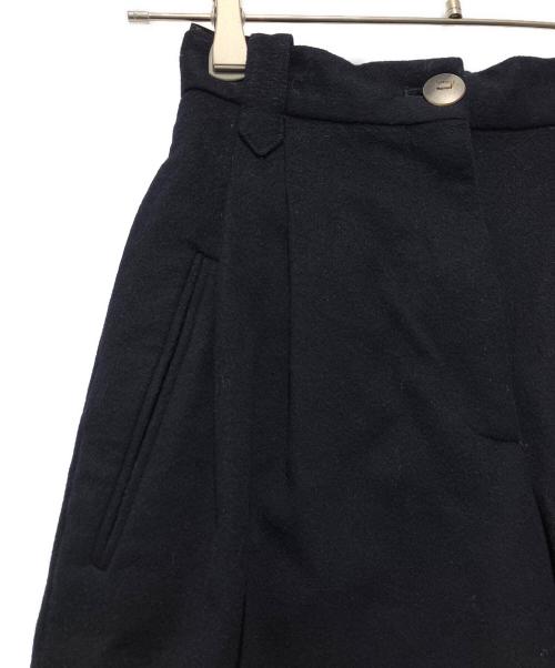 LOEWE（ロエベ）LOEWE (ロエベ) ウールショートパンツ ネイビー サイズ:34の古着・服飾アイテム