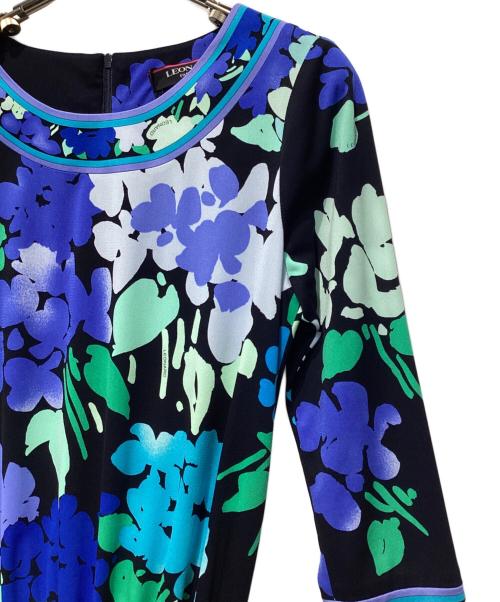 LEONARD FASHION（レオナールファッション）LEONARD FASHION (レオナールファッション) 花柄七分袖ワンピース ブラック サイズ:34の古着・服飾アイテム