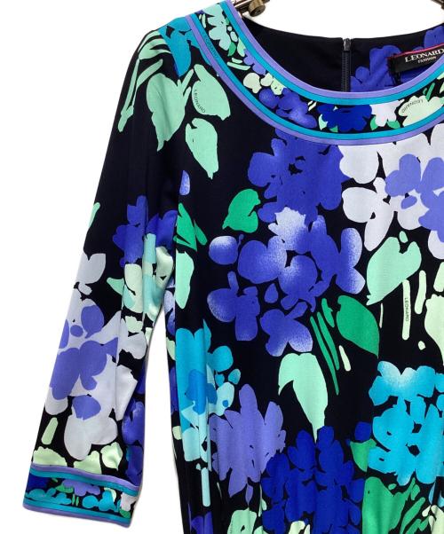 LEONARD FASHION（レオナールファッション）LEONARD FASHION (レオナールファッション) 花柄七分袖ワンピース ブラック サイズ:34の古着・服飾アイテム