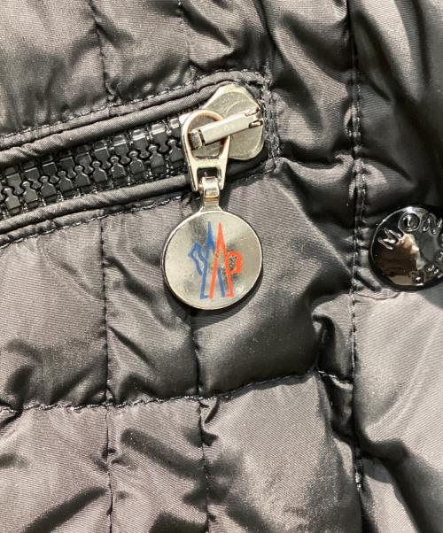 MONCLER（モンクレール）MONCLER (モンクレール) ダウンジャケット ブラックの古着・服飾アイテム