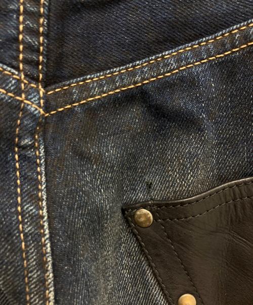 Acne studios（アクネ ストゥディオズ）Acne studios (アクネ ストゥディオズ) 2023M FN Darkside Leather デニムパンツ インディゴ サイズ:46の古着・服飾アイテム