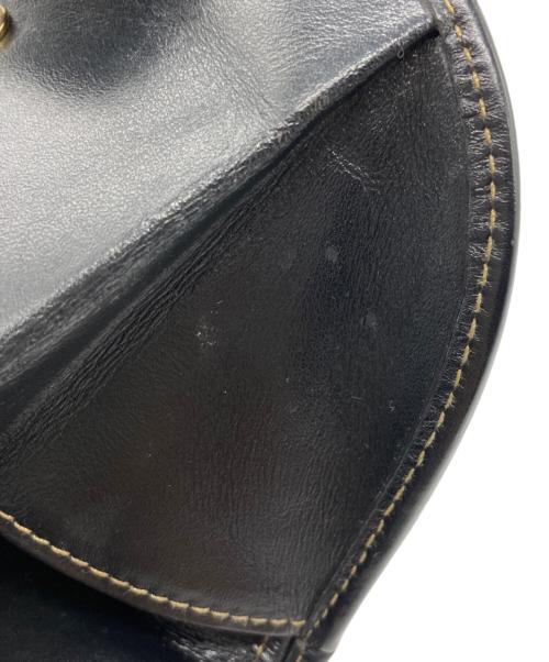 FENDI（フェンディ）FENDI (フェンディ) ハーフムーン型 2つ折り財布 ブラウンの古着・服飾アイテム