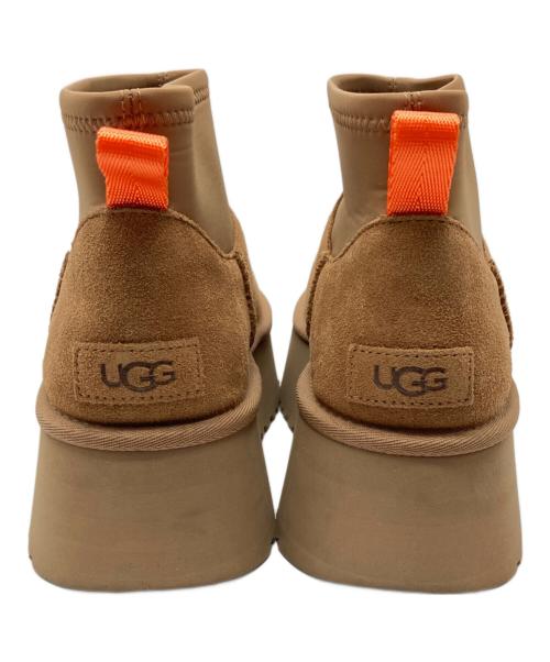 UGG（アグ）UGG (アグ) CLASSIC MINI DIPPER ベージュ サイズ:24の古着・服飾アイテム