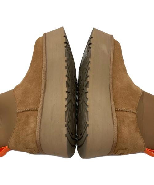 UGG（アグ）UGG (アグ) CLASSIC MINI DIPPER ベージュ サイズ:24の古着・服飾アイテム