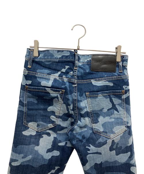 DSQUARED2（ディースクエアード）DSQUARED2 (ディースクエアード) カモ柄スケータージーンズ インディゴ サイズ:42の古着・服飾アイテム