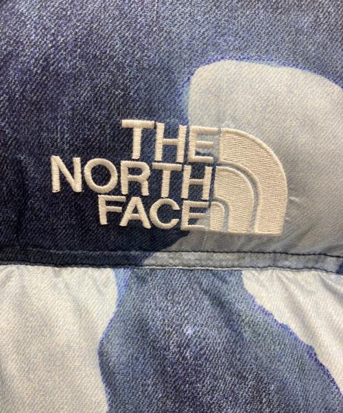 THE NORTH FACE（ザ ノース フェイス）THE NORTH FACE (ザ ノース フェイス) SUPREME (シュプリーム) Bleached Denim Print Nuptse Jacket スカイブルー サイズ:Sの古着・服飾アイテム
