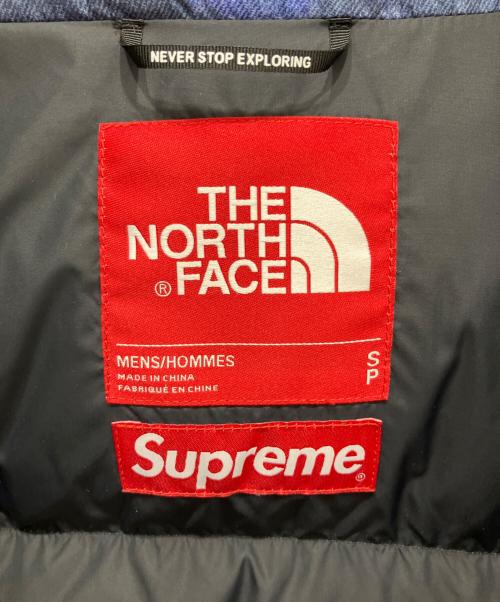 THE NORTH FACE（ザ ノース フェイス）THE NORTH FACE (ザ ノース フェイス) SUPREME (シュプリーム) Bleached Denim Print Nuptse Jacket スカイブルー サイズ:Sの古着・服飾アイテム