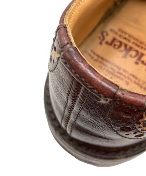 Tricker's（トリッカーズ）Tricker's (トリッカーズ) 外羽根式セミブローグシューズ ブラウン サイズ:7.5の古着・服飾アイテム