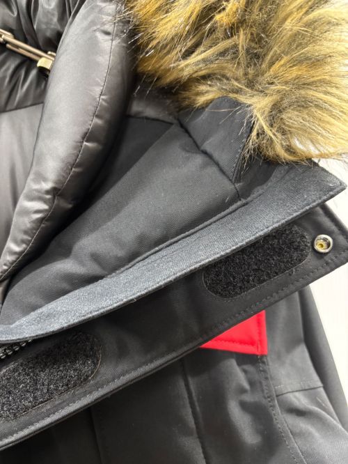 THE NORTH FACE（ザ ノース フェイス）THE NORTH FACE (ザ ノース フェイス) アンタークティカパーカ ブラック×レッド サイズ:Lの古着・服飾アイテム