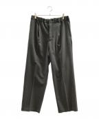 GOLDWINゴールドウイン）の古着「One Tuck Straight Pants」｜グレー