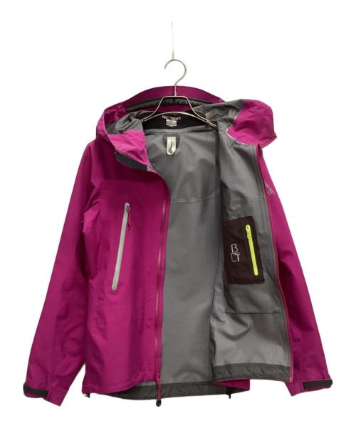 ARC'TERYX（アークテリクス）ARC'TERYX (アークテリクス) Beta LT Jacket Women's パープル サイズ:Sの古着・服飾アイテム