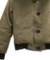 中古・古着 CANADA GOOSE (カナダグース) ラブラドールボンバー カーキ サイズ:S：35000円