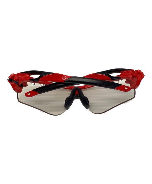 OAKLEY（オークリー）OAKLEY (オークリー) レーダーロックパス レッドｘブラックの古着・服飾アイテム