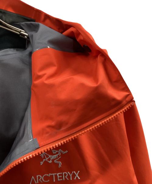 ARC'TERYX（アークテリクス）ARC'TERYX (アークテリクス) ベータ AR ジャケット ストームフッド オレンジ サイズ:Mの古着・服飾アイテム
