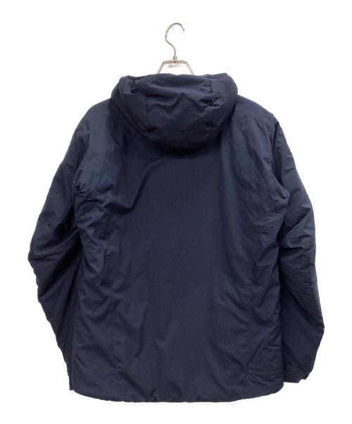 ARC'TERYX（アークテリクス）ARC'TERYX (アークテリクス) ATOM AR HOODY ネイビー サイズ:Mの古着・服飾アイテム