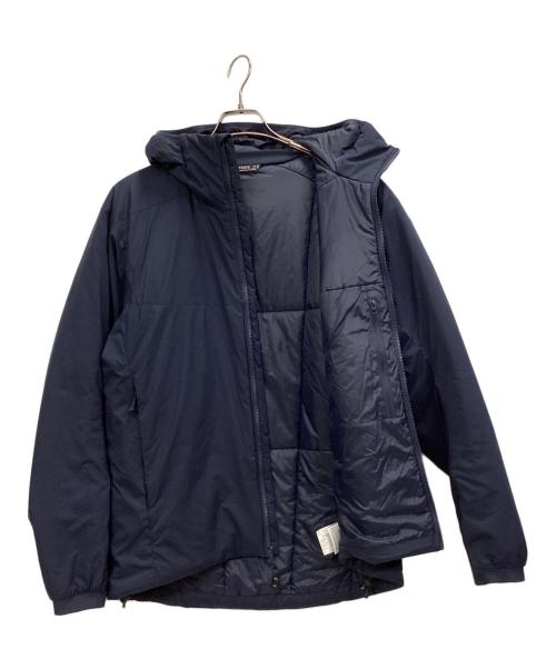 ARC'TERYX（アークテリクス）ARC'TERYX (アークテリクス) ATOM AR HOODY ネイビー サイズ:Mの古着・服飾アイテム