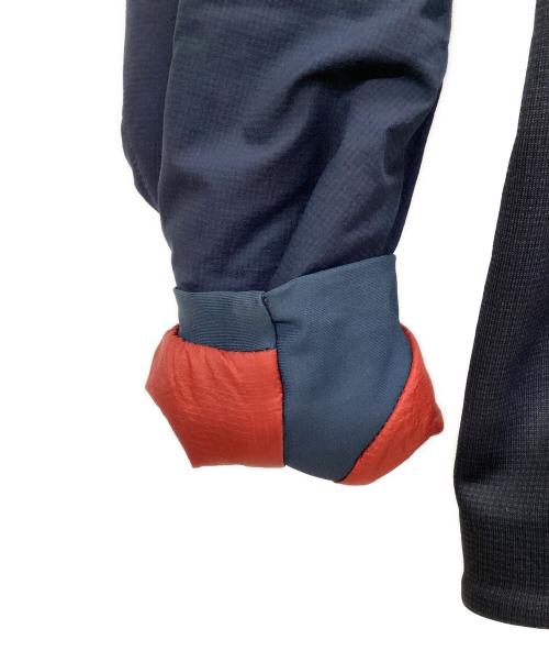 ARC'TERYX（アークテリクス）ARC'TERYX (アークテリクス) ATOM LT JACKET ネイビー サイズ:Mの古着・服飾アイテム