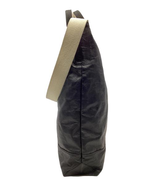SENTI（センティ）SENTI (センティ) 超軽量ダイニーマレザートートバッグ ブラックの古着・服飾アイテム