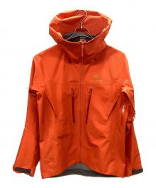 ARC'TERYX（アークテリクス）の古着「Alpha SV Jacket」｜オレンジ