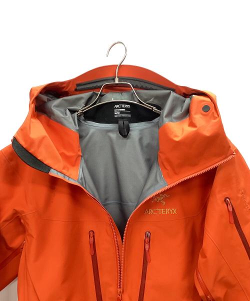 ARC'TERYX（アークテリクス）ARC'TERYX (アークテリクス) Alpha SV Jacket オレンジ サイズ:Mの古着・服飾アイテム