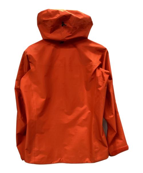 ARC'TERYX（アークテリクス）ARC'TERYX (アークテリクス) Alpha SV Jacket オレンジ サイズ:Mの古着・服飾アイテム