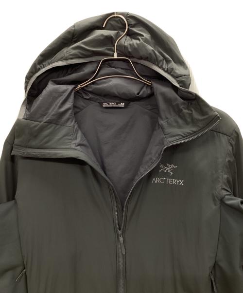 ARC'TERYX（アークテリクス）ARC'TERYX (アークテリクス) ATOM LT HOODY グレー サイズ:Mの古着・服飾アイテム