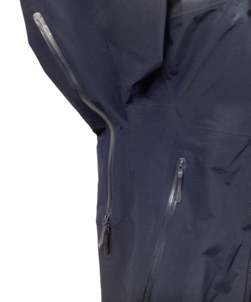 ARC'TERYX（アークテリクス）ARC'TERYX (アークテリクス) BETA AR JACKET ブルー サイズ:Sの古着・服飾アイテム
