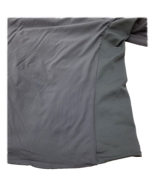 ARC'TERYX（アークテリクス）ARC'TERYX (アークテリクス) ATOM LT HOODY グレー サイズ:Mの古着・服飾アイテム