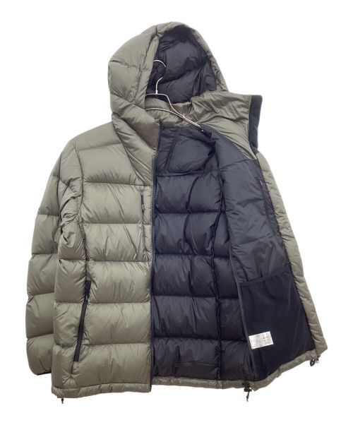 POLEWARDS（ポールワーズ）POLEWARDS (ポールワーズ) フュージョンドライダウン ミッドウェイトフーディー カーキ サイズ:Mの古着・服飾アイテム