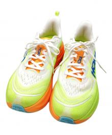 HOKAONEONE（ホカオネオネ）の古着「ランニングシューズ」｜ホワイトオレンジ