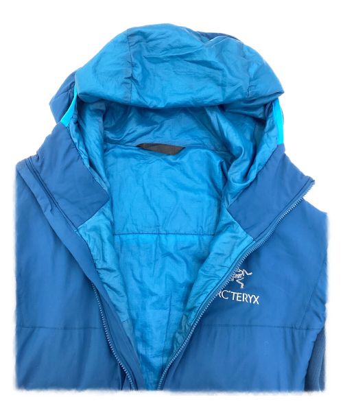 ARC'TERYX（アークテリクス）ARC'TERYX (アークテリクス) アトムLTフーディ ブルー サイズ:不明の古着・服飾アイテム