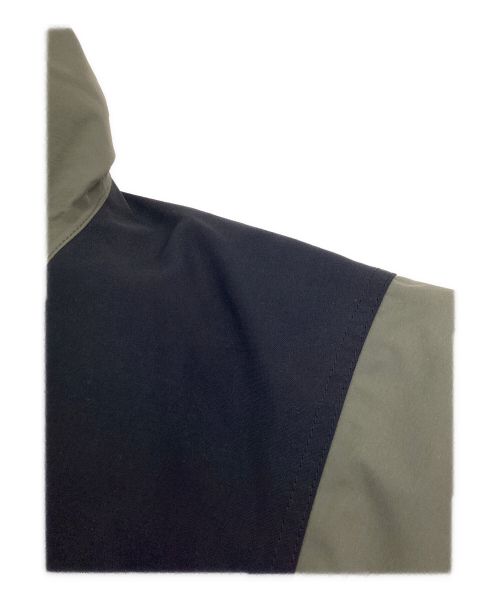 THE NORTH FACE（ザ ノース フェイス）THE NORTH FACE (ザ ノース フェイス) マウンテンダウンジャケット オリーブ×ブラック サイズ:Sの古着・服飾アイテム