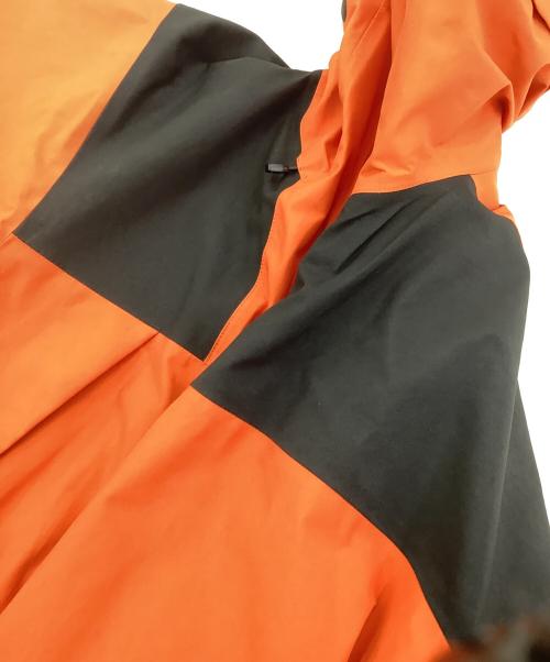 THE NORTH FACE（ザ ノース フェイス）THE NORTH FACE (ザ ノース フェイス) マウンテンジャケット オレンジ×ブラック サイズ:Mの古着・服飾アイテム