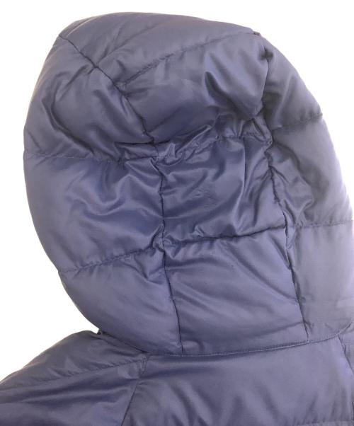 MARMOT（マーモット）MARMOT (マーモット) ライトバンフーダウンジャケット ネイビー×グリーン サイズ:Lの古着・服飾アイテム