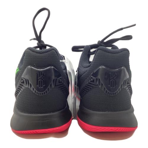 NIKE（ナイキ）NIKE (ナイキ) バッシュ　カイリー フライトラップ 2 EP ピンク×ブラック サイズ:26.5の古着・服飾アイテム