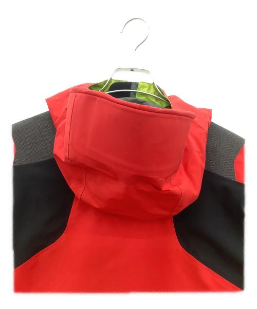 MILLET（ミレー）MILLET (ミレー) K プロ GTX ジャケット レッド サイズ:Mの古着・服飾アイテム