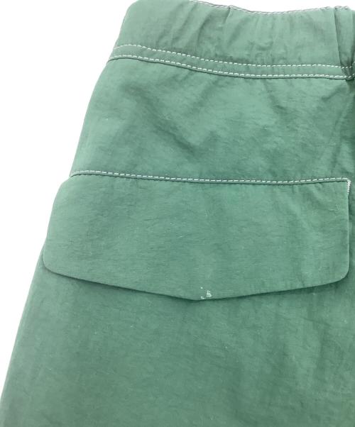 and wander（アンドワンダー）and wander (アンドワンダー) アウトドアウェア(パンツ) グリーン サイズ:Lの古着・服飾アイテム