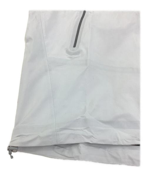 MAMMUT（マムート）MAMMUT (マムート) マサオライトエイチエスフーデットジャケット ホワイト サイズ:Mの古着・服飾アイテム