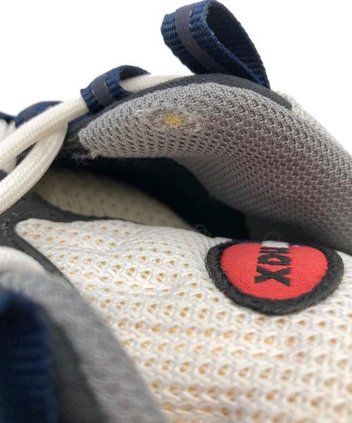 NIKE（ナイキ）NIKE (ナイキ) ローカットスニーカー/エアマックス95/AIR MAX 95 グレー サイズ:27の古着・服飾アイテム