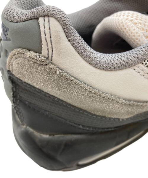NIKE（ナイキ）NIKE (ナイキ) ローカットスニーカー/エアマックス95/AIR MAX 95 グレー サイズ:27の古着・服飾アイテム