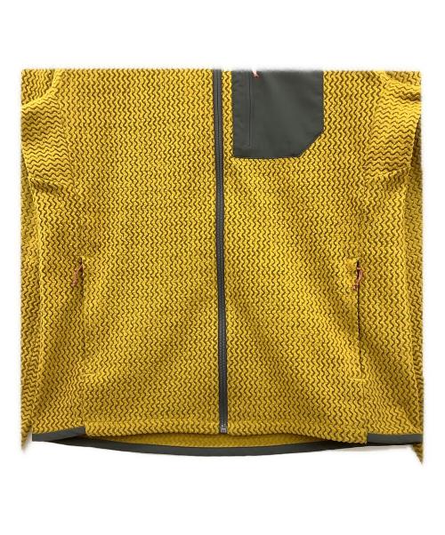 Patagonia（パタゴニア）Patagonia (パタゴニア) R1エア・フルジップ・フーディ イエロー サイズ:Mの古着・服飾アイテム