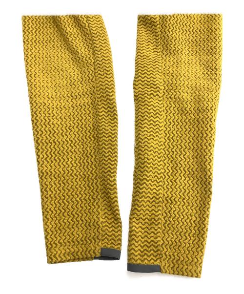 Patagonia（パタゴニア）Patagonia (パタゴニア) R1エア・フルジップ・フーディ イエロー サイズ:Mの古着・服飾アイテム