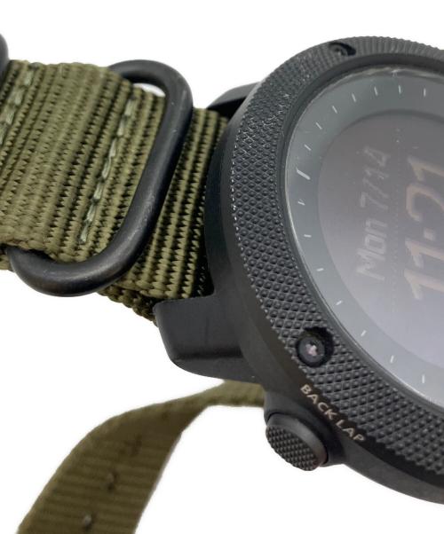 SUUNTO（スント）SUUNTO (スント) デジタルウォッチ/TRAVERSE ALPHA STEALTH/トラバース アルファ ステルス オリーブの古着・服飾アイテム