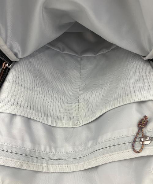 MOUNTAIN HARD WEAR（マウンテンハードウェア）MOUNTAIN HARD WEAR (マウンテンハードウェア) バックパック/リュック/フィールドデイ28 ブラックの古着・服飾アイテム