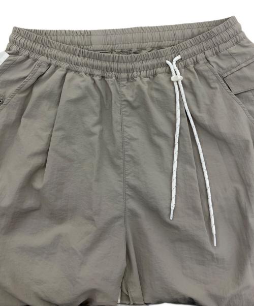 迷迭香（マンネンロウ）迷迭香 (マンネンロウ) トレッキングボトム(ロング) グレー サイズ:3の古着・服飾アイテム