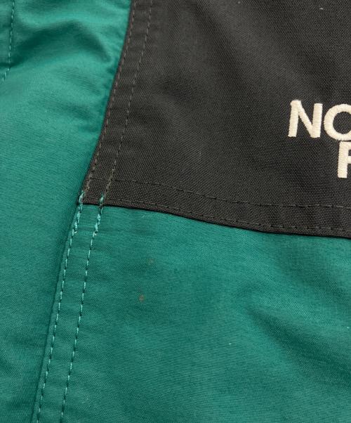THE NORTH FACE（ザ ノース フェイス）THE NORTH FACE (ザ ノース フェイス) アウトドアウェア(ジャケット)/マウンテンダウンジャケット グリーン×ブラック サイズ:Lの古着・服飾アイテム