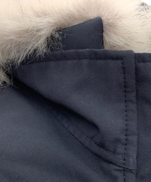 CANADA GOOSE（カナダグース）CANADA GOOSE (カナダグース) ダウンジャケット ネイビー サイズ:Sの古着・服飾アイテム