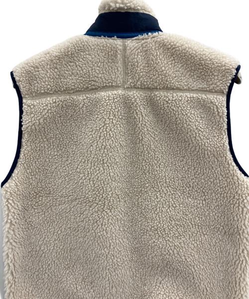 Patagonia（パタゴニア）Patagonia (パタゴニア) アウトドアウェア(ジャケット)/Classic Retro-X Vest/クラシックレトロX ベスト アイボリー サイズ:Mの古着・服飾アイテム
